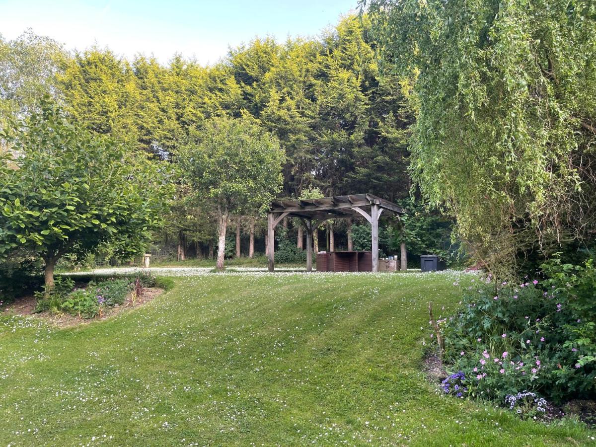 South Lodge House Dormansland Esterno foto