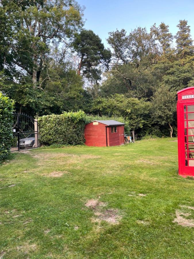 South Lodge House Dormansland Esterno foto
